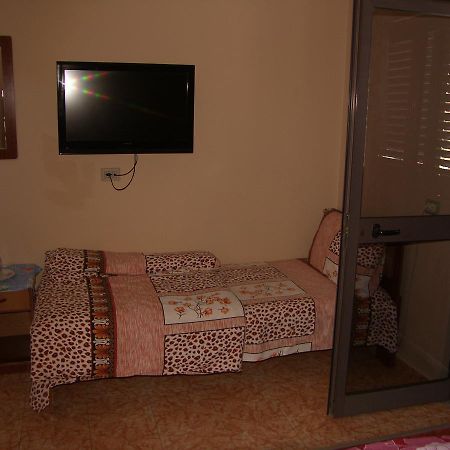 Shkodra Hotel Exteriör bild