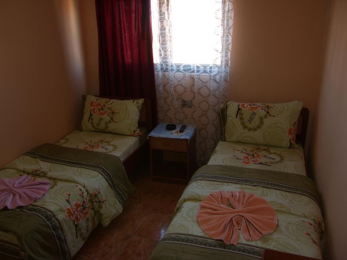 Shkodra Hotel Exteriör bild