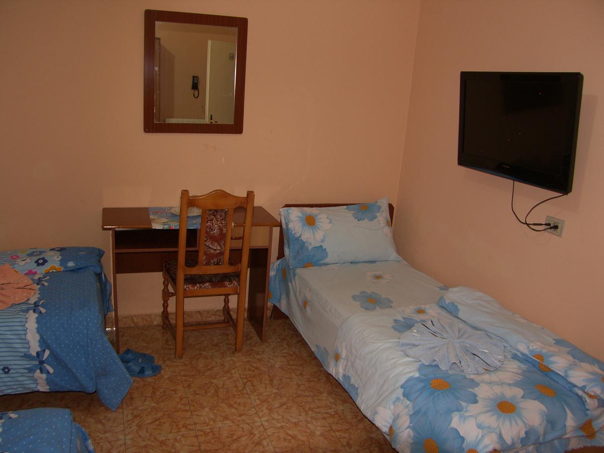 Shkodra Hotel Exteriör bild
