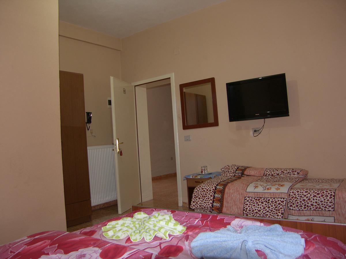 Shkodra Hotel Exteriör bild