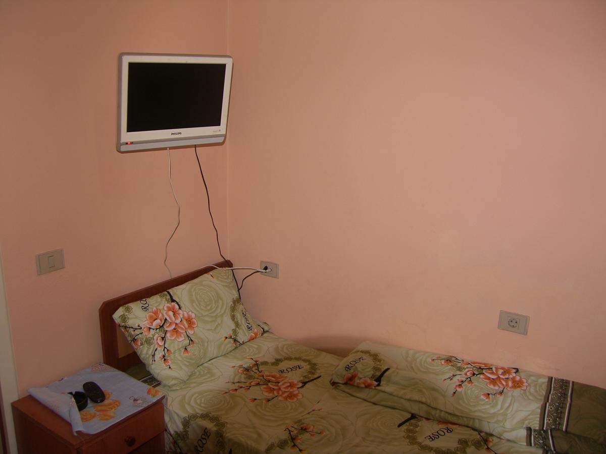 Shkodra Hotel Exteriör bild